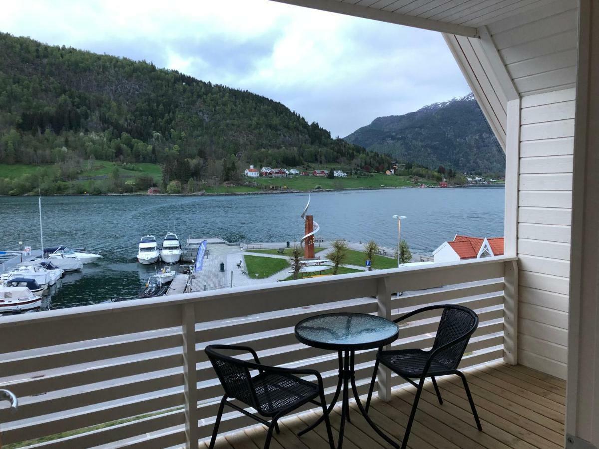 Balestrand Fjordapartments Ngoại thất bức ảnh